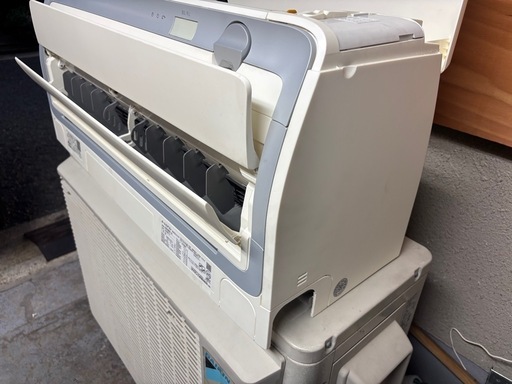 ダイキンうるさら2019年製14畳200V   　簡易クリーニング済み