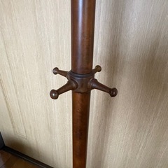 コートハンガー、洋服掛けの画像