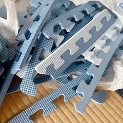 決まりました‼️おまとめ　ジョイントマットほか2点の画像