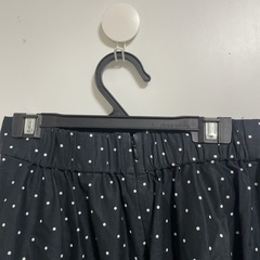 UNIQLOのドット柄スカートです☺️の画像