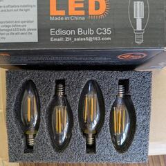 LEDシャンデリア電球

新品の画像