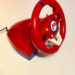 【美品】Switch マリオカート8デラックス　トレーシングホイールの画像