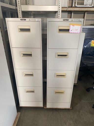 オカムラキャビネットA4対応