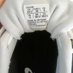 0705-049 ASICS　バレーボールシューズ　24.5cmの画像