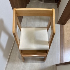 子供用ダイニングチェアの画像