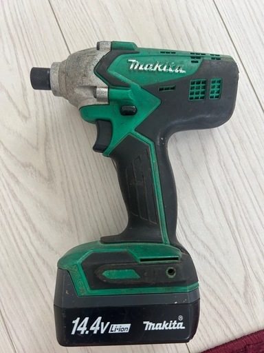 マキタ14.4v充電式インパクトドライバーM695D