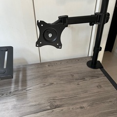 お話し中　PCデスク　アーム2本付きの画像