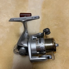 シマノNaviXT2000スピニングリールおまけ付きの画像