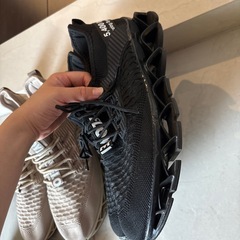 【新品】27.5cmスニーカー 2足セットの画像