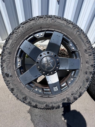 KMC XD775 ROCKSTAR ロックスター 20インチ