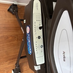 アップリカ ユラリズム オート ハイローチェア 電動の画像