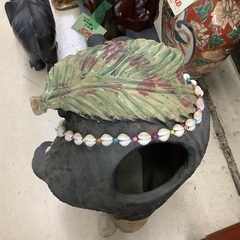 葉っぱを頭にのせた たぬき H60cm 管G250705AK (ベストバイ 静岡県袋井市)の画像