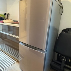 SHARP冷蔵庫の画像