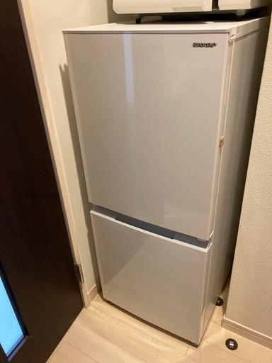 SHARP 冷蔵庫　152L 一人暮らし