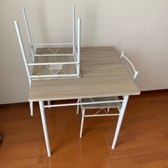 ダイニングテーブルセットの画像