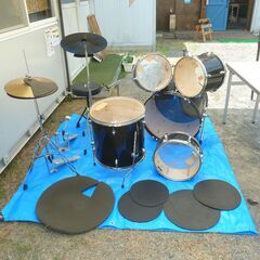 トニースミス ドラムセットの画像