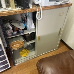 事務家具の画像