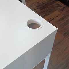 IKEA   MICKE　パソコンデスク　学習机　白　ホワイト　  サイズ（約）幅73.5×奥50×高75.5　　■近隣配送無料 買取GO‼　栄和店の画像