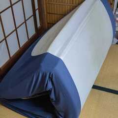 ベットとシーツ無料の画像