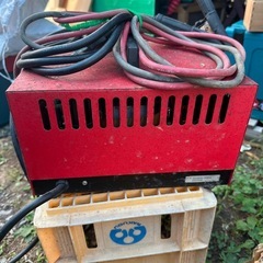 バッテリー 充電器 スターター
の画像