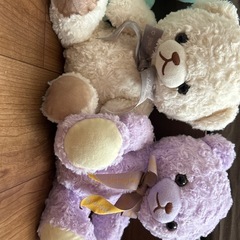 ウサギとクマぬいぐるみの画像