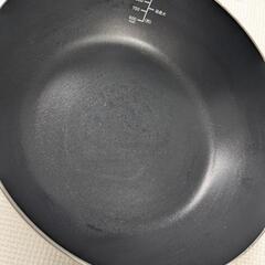 2025年4月あたりに新品購入 数回使用 IH対応 フライパン パール工業製品の画像