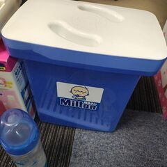 赤ちゃん　新生児　哺乳瓶　ミルトン　消毒などの画像
