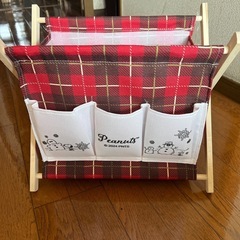 P EA N UTS 本立てラック　アミューズメント商品
の画像