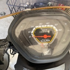 お値段下げました　🏍【実用派におすすめ】風防・大型ケース・充電機能付き！カスタム済スーパーカブ の画像