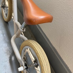 価格を下げました【お子様用キックバイク】tokyobike/　paddle  ベージュ系の画像