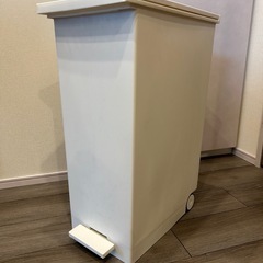 【差し上げます】KEYUCA ゴミ箱