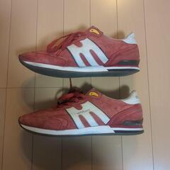 mobus レッド スエード ランニングシューズの画像