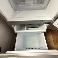 冷蔵庫　2000円の画像