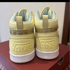 VANS  スニーカー　22cm   ハイカット　美品の画像