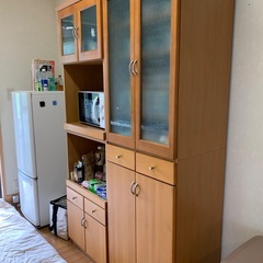 食器棚一式の画像
