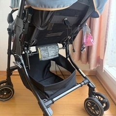 美品combiベビーカー＆エルゴ抱っこ紐セット7万円相当  の画像