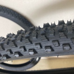新品子供自転車タイヤの画像