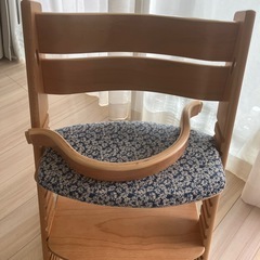 高さが変わるキッズチェアの画像