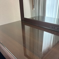 20%オフ中　
ドレッサー(鏡台)　イスセットの画像