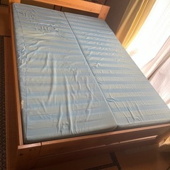 【差し上げます】
白木ダブルベッドの画像