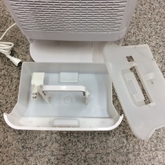 ジモティー見た！で5%OFF【衣類乾燥除湿機】除湿機　IRISOHYAMA ｱｲﾘｽｵｰﾔﾏ IJDC-K80-W 2022年製 デシカント式:ホワイトの画像