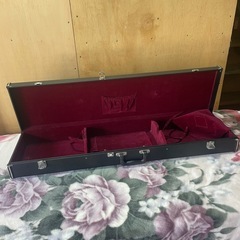 中古品 楽器ケース 三味線？ 黒 ハードケース の画像