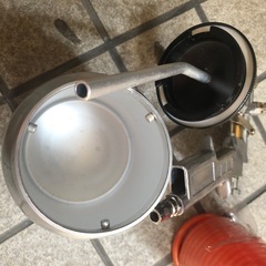 未使用塗装用ガンとエアーほーホースセットの画像