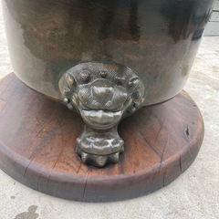 大正十一年青銅製 獅子足火鉢 木製台座付きの画像