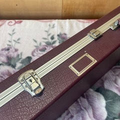 ③ 楽器ケース 中古品 三味線？ ハードケース 赤紫色の画像