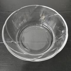 ガラス製ボウル/レンジ小鉢/食器の画像
