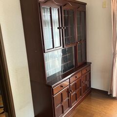 無料！食器棚の画像