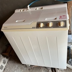 二層式洗濯機の画像
