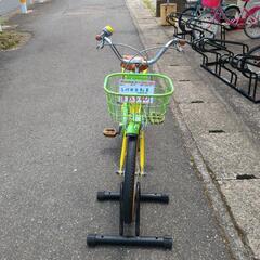 子供用自転車 Paris 18インチ  イエロー＆イエローグリーン 【こちらは店舗です。浜村鹿野温泉ICから3分 買取本舗 宮本リサイクル 営業時間9～19時 定休日水曜のみ←連絡できませんm(_ _)m】の画像