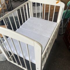 リサイクルショップどりーむ荒田店　No3921 ベビーベッド　KATOJI　カトージ　の画像